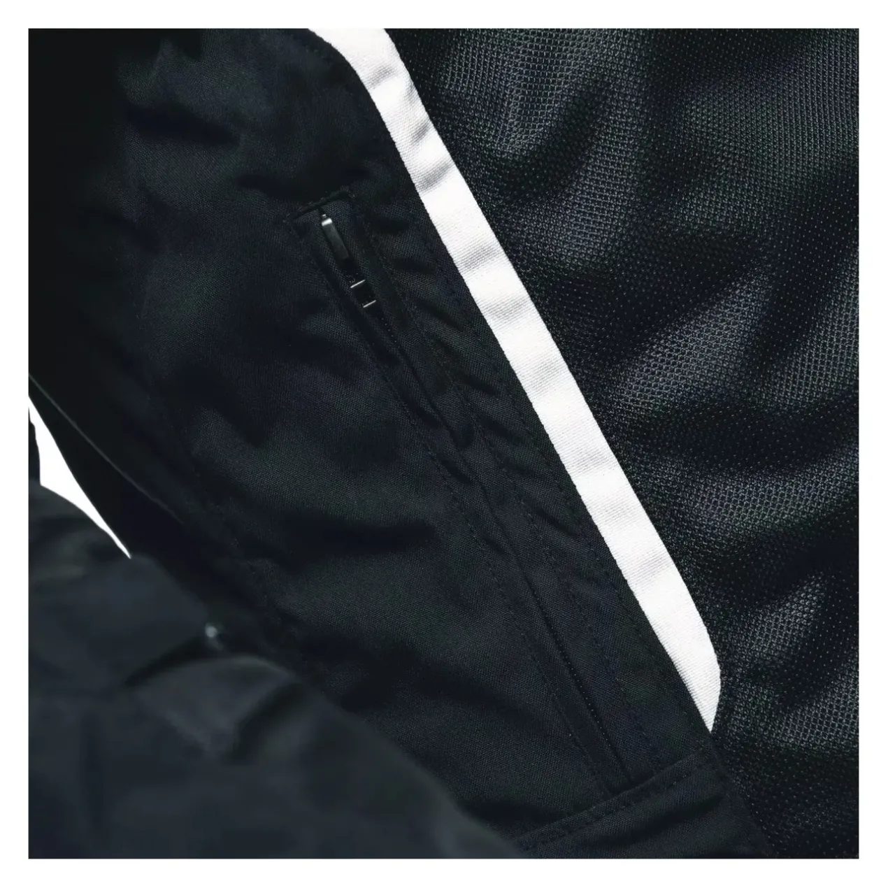 Giacca Traforata Dainese Air Frame 3 Tex 2026 Black/black/white